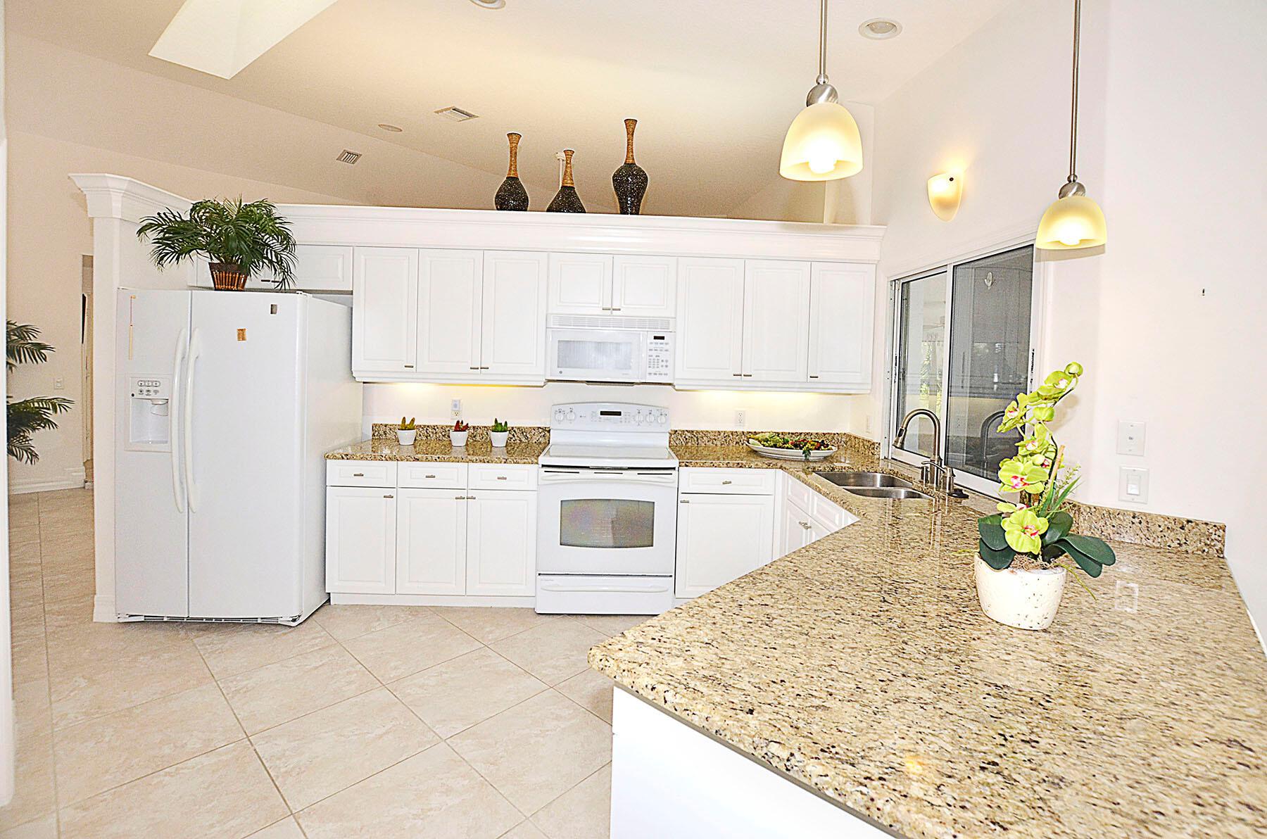 REPLAT OF SAN SEBASTIAN S - Residential Lease