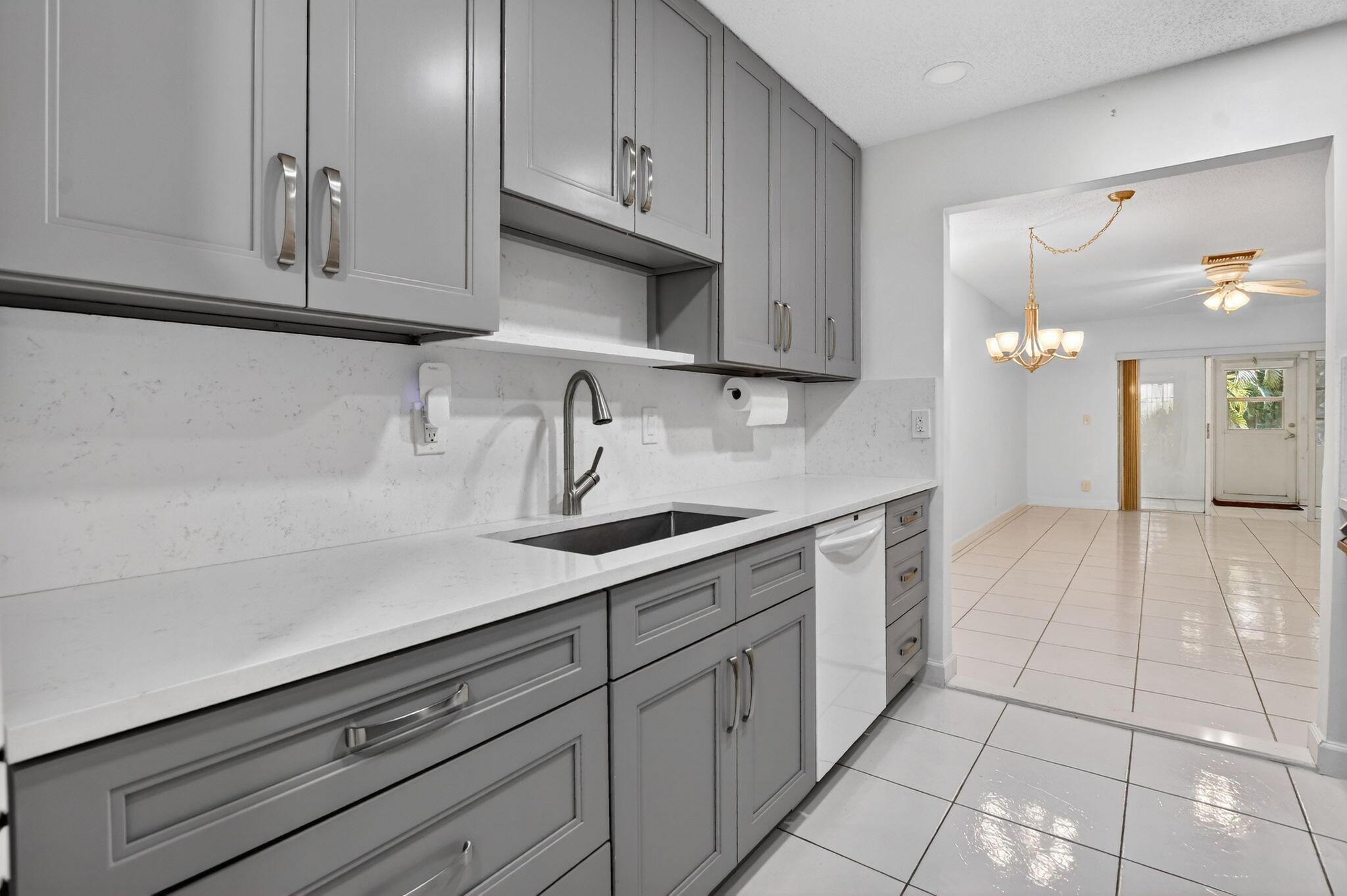 PALM GREENS AT VILLA DEL - Residential