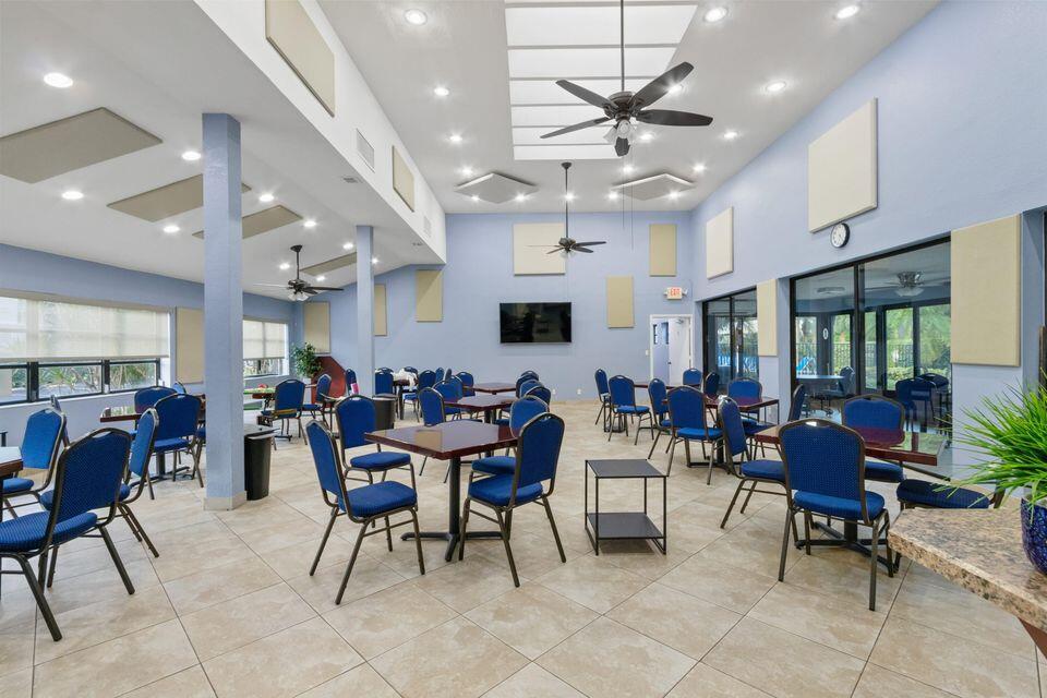 HUNTINGTON LAKES SEC ONE - Residential