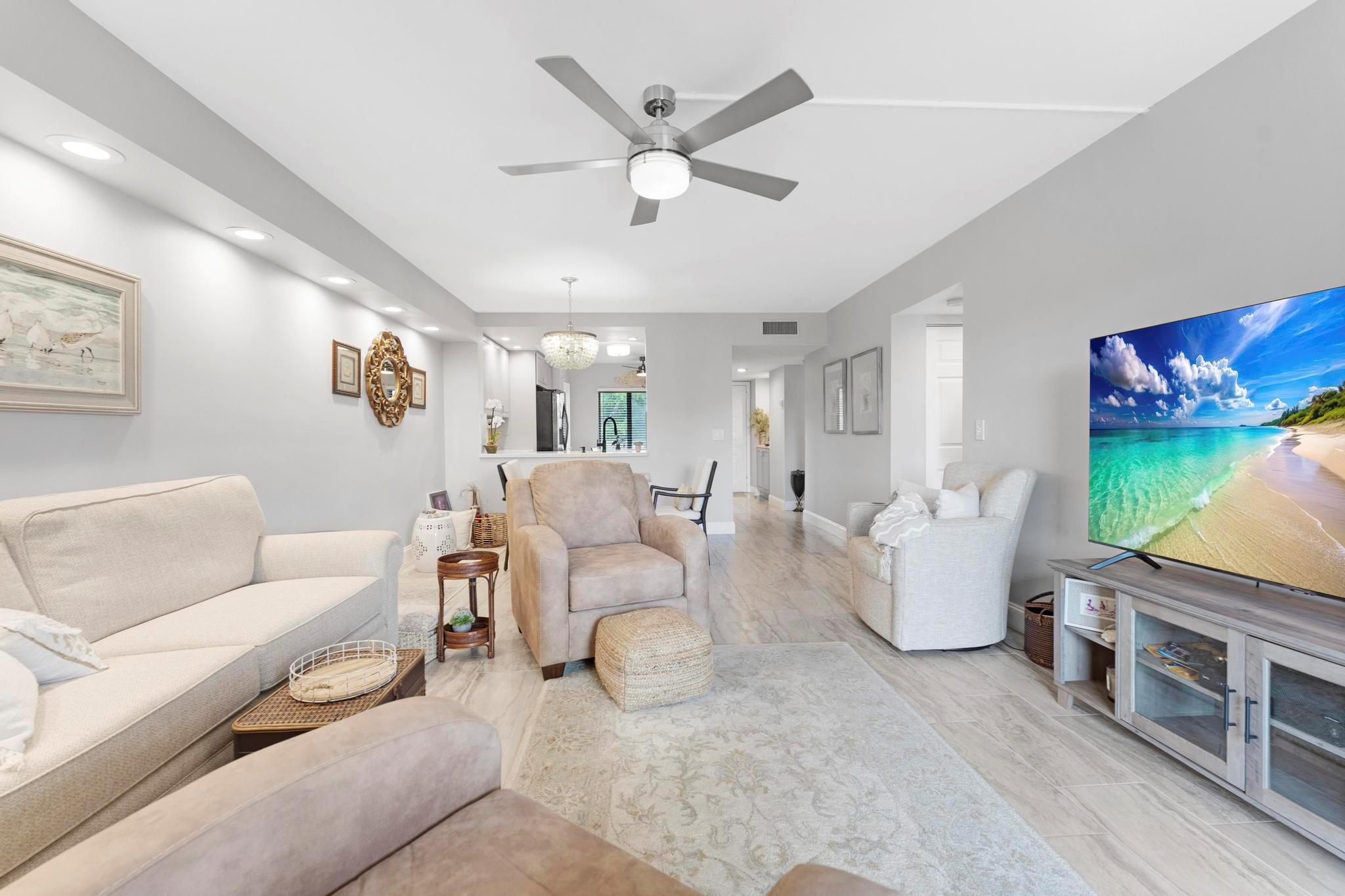 HUNTINGTON LAKES SEC ONE - Residential