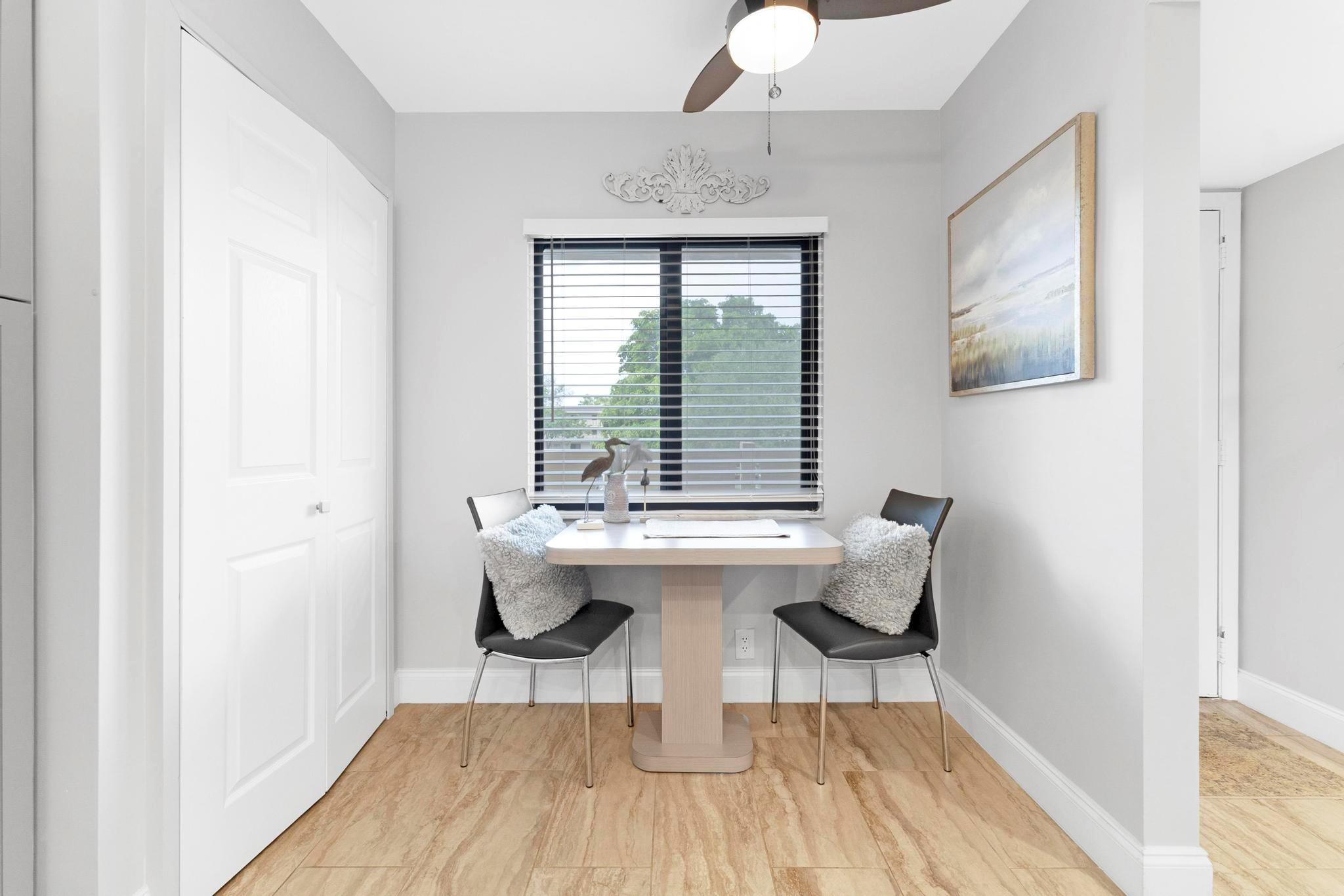 HUNTINGTON LAKES SEC ONE - Residential