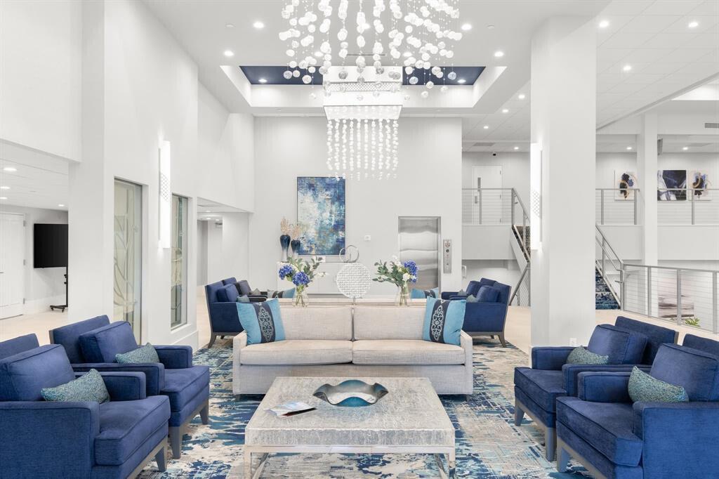 HUNTINGTON LAKES SEC ONE - Residential