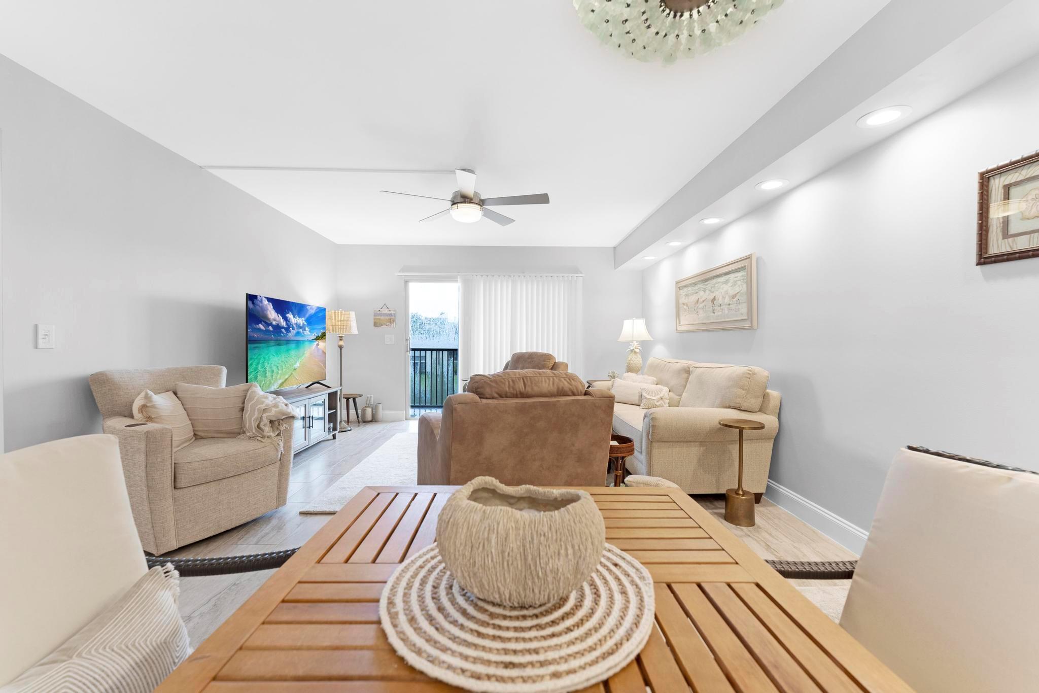 HUNTINGTON LAKES SEC ONE - Residential