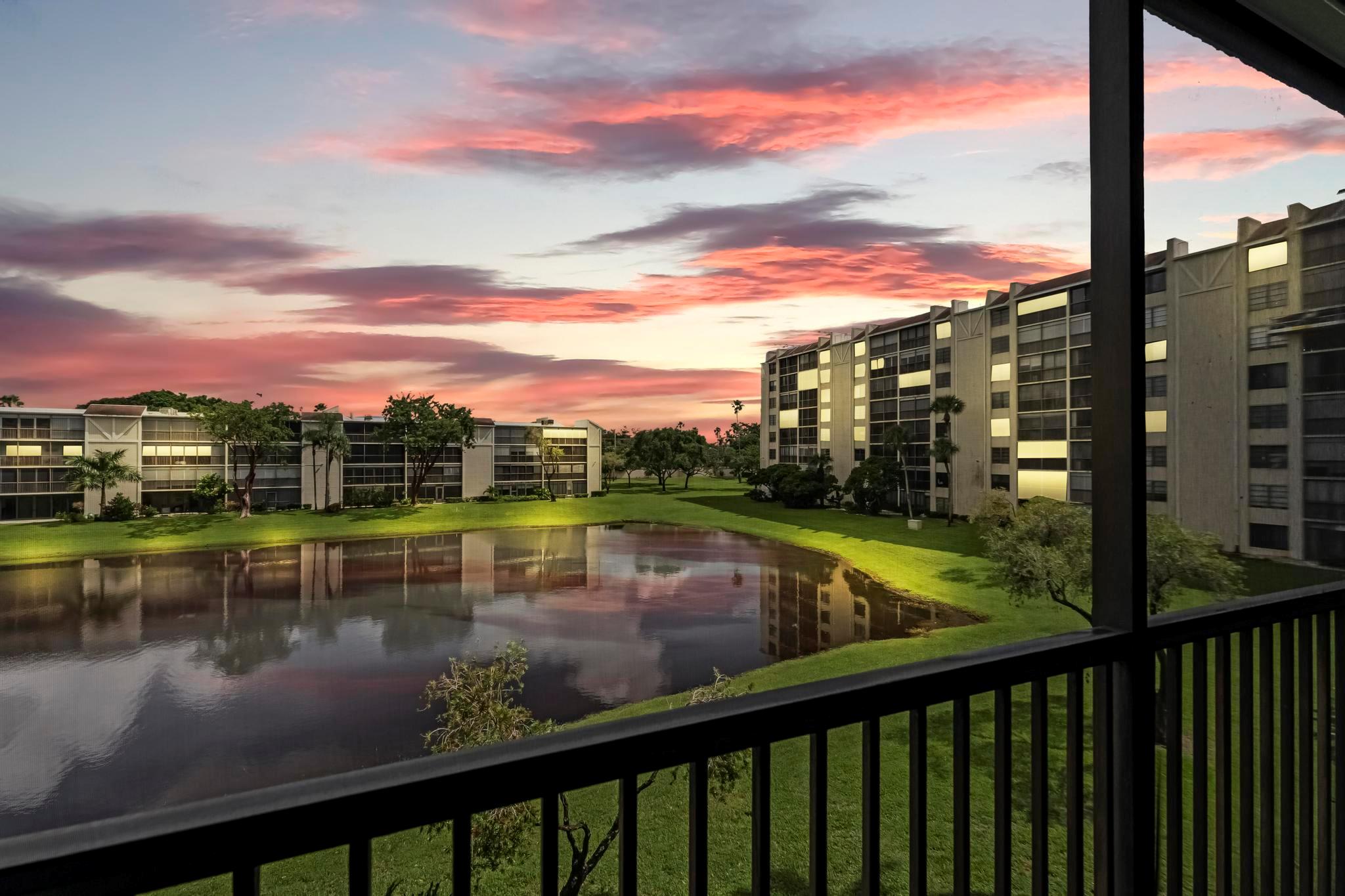 HUNTINGTON LAKES SEC ONE - Residential