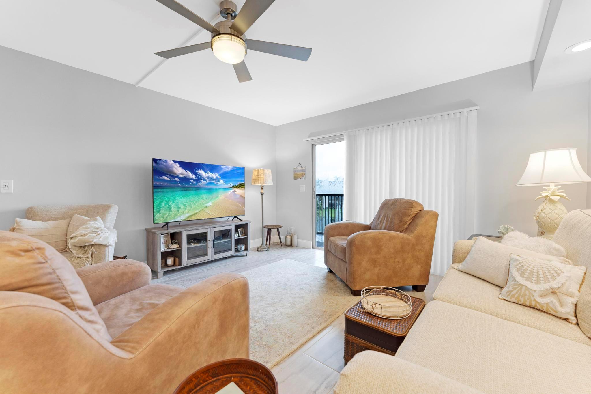 HUNTINGTON LAKES SEC ONE - Residential