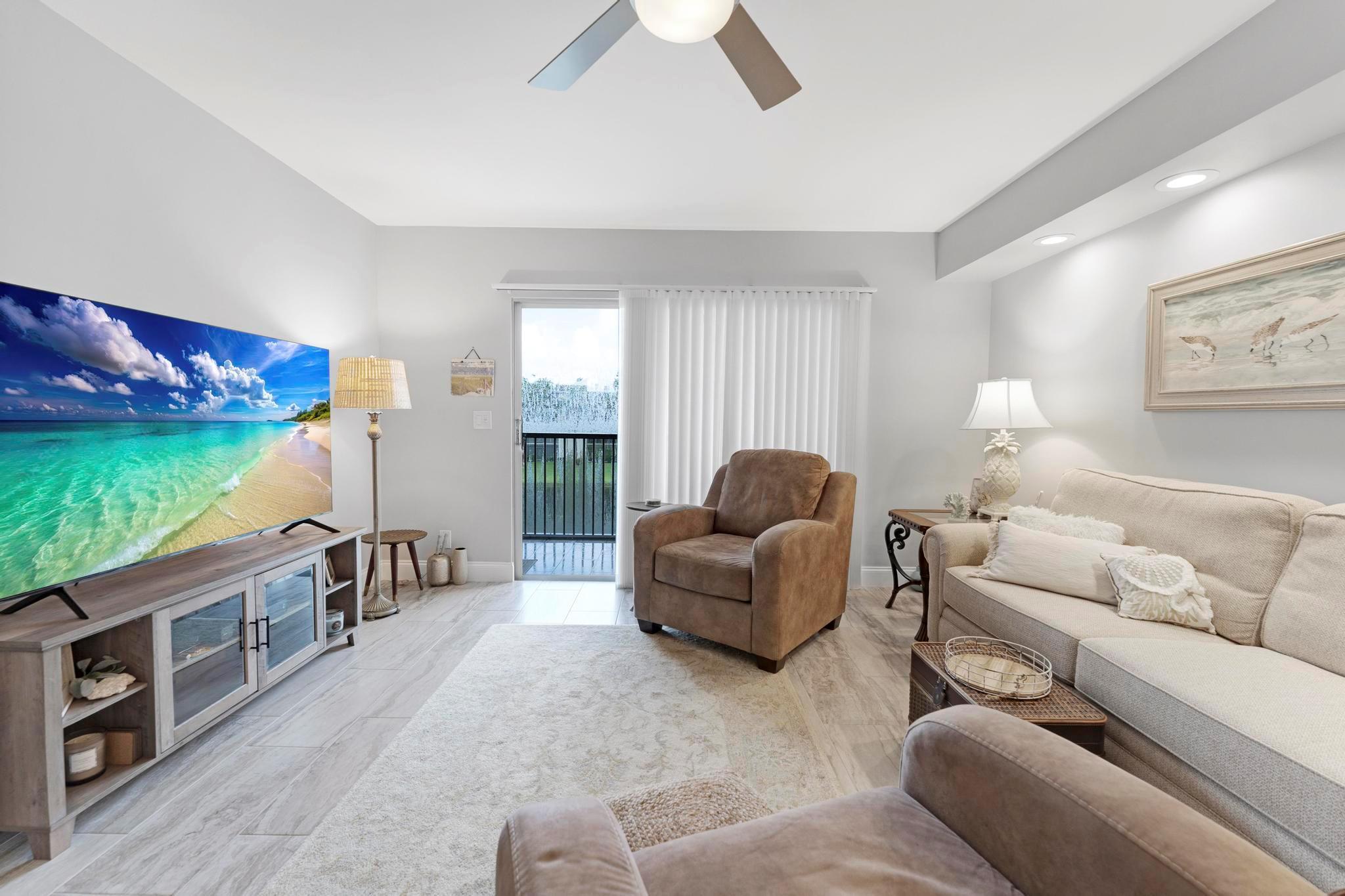 HUNTINGTON LAKES SEC ONE - Residential