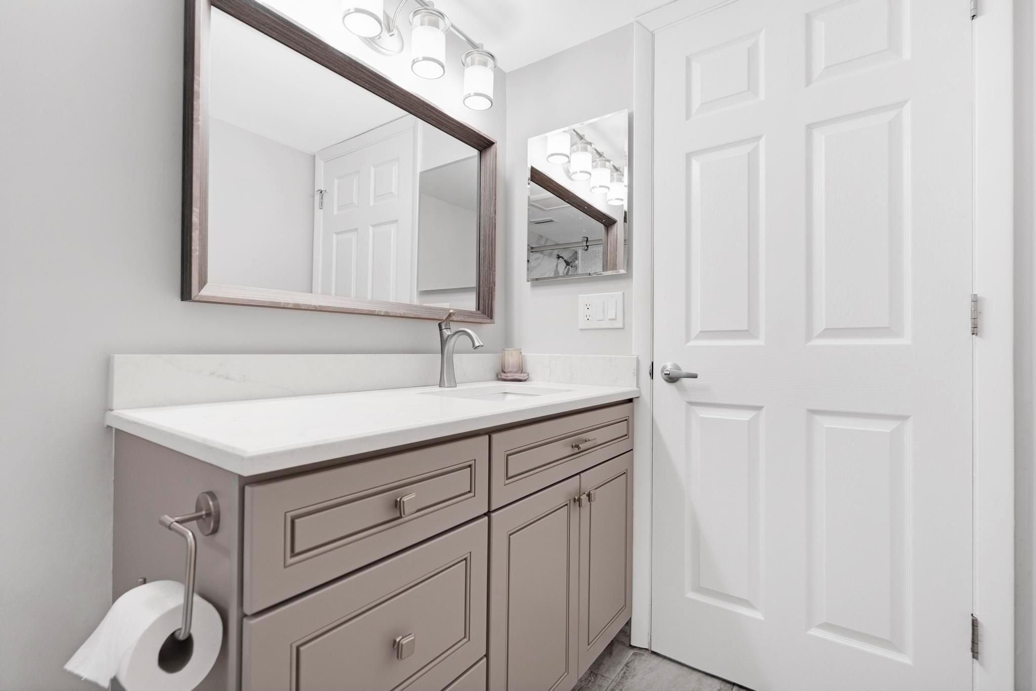 HUNTINGTON LAKES SEC ONE - Residential