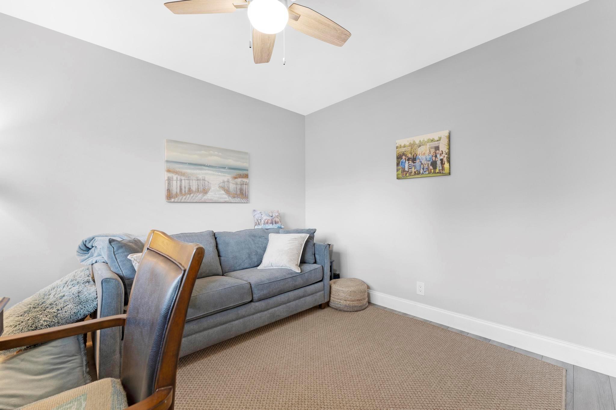 HUNTINGTON LAKES SEC ONE - Residential