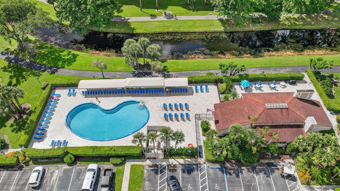 HUNTINGTON LAKES SEC ONE - Residential