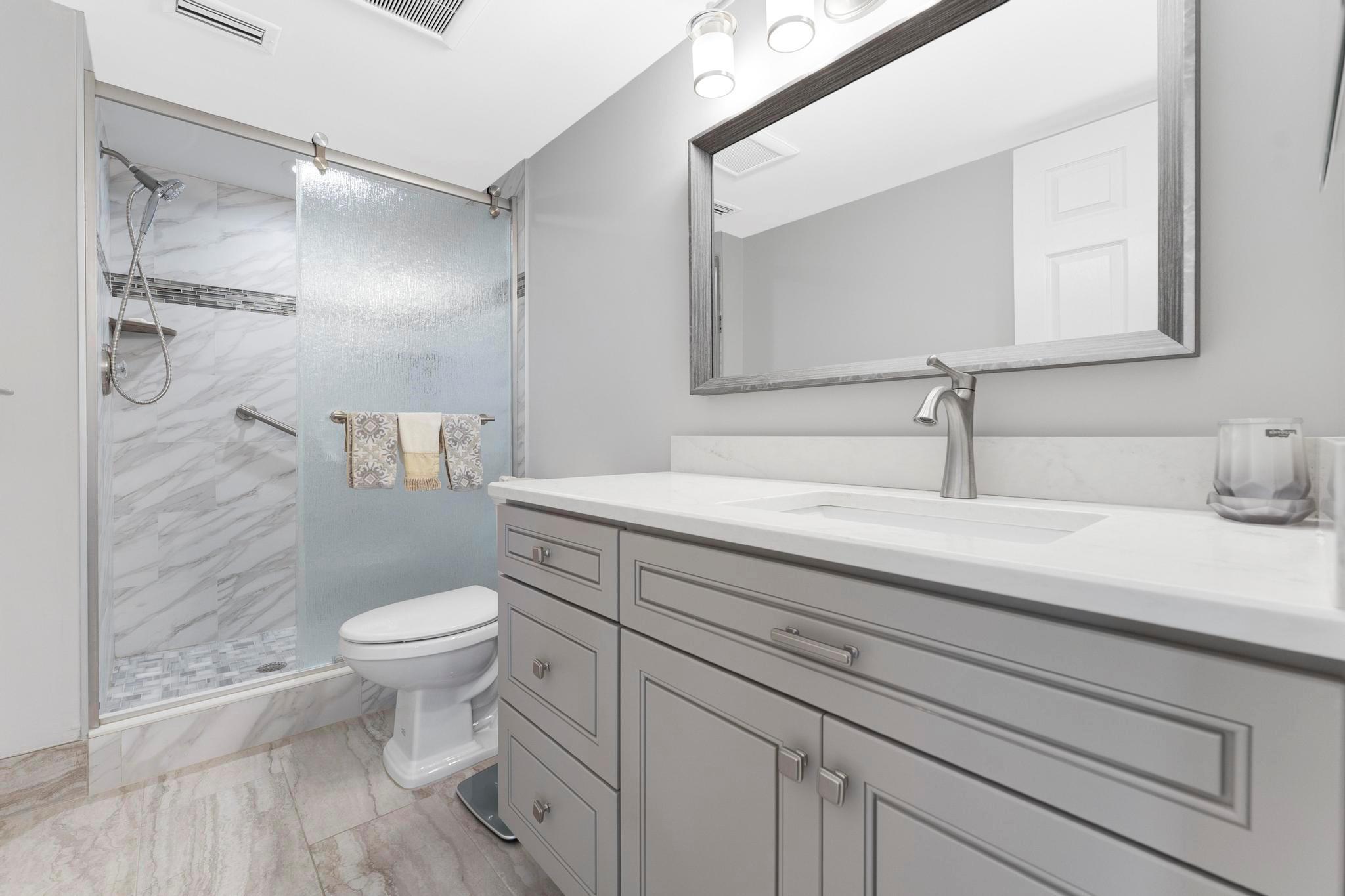 HUNTINGTON LAKES SEC ONE - Residential