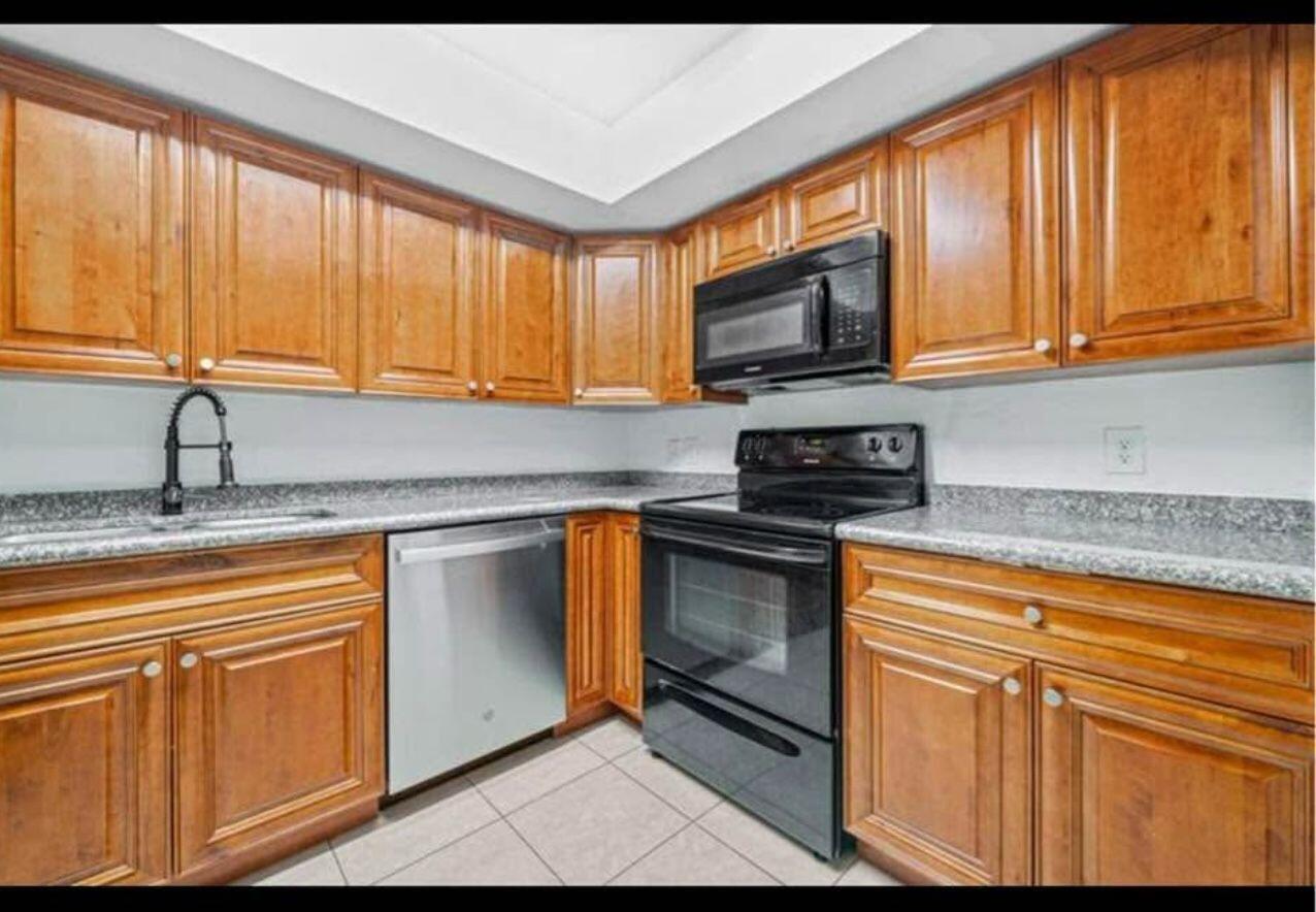 PINE CONE EST - Residential Lease