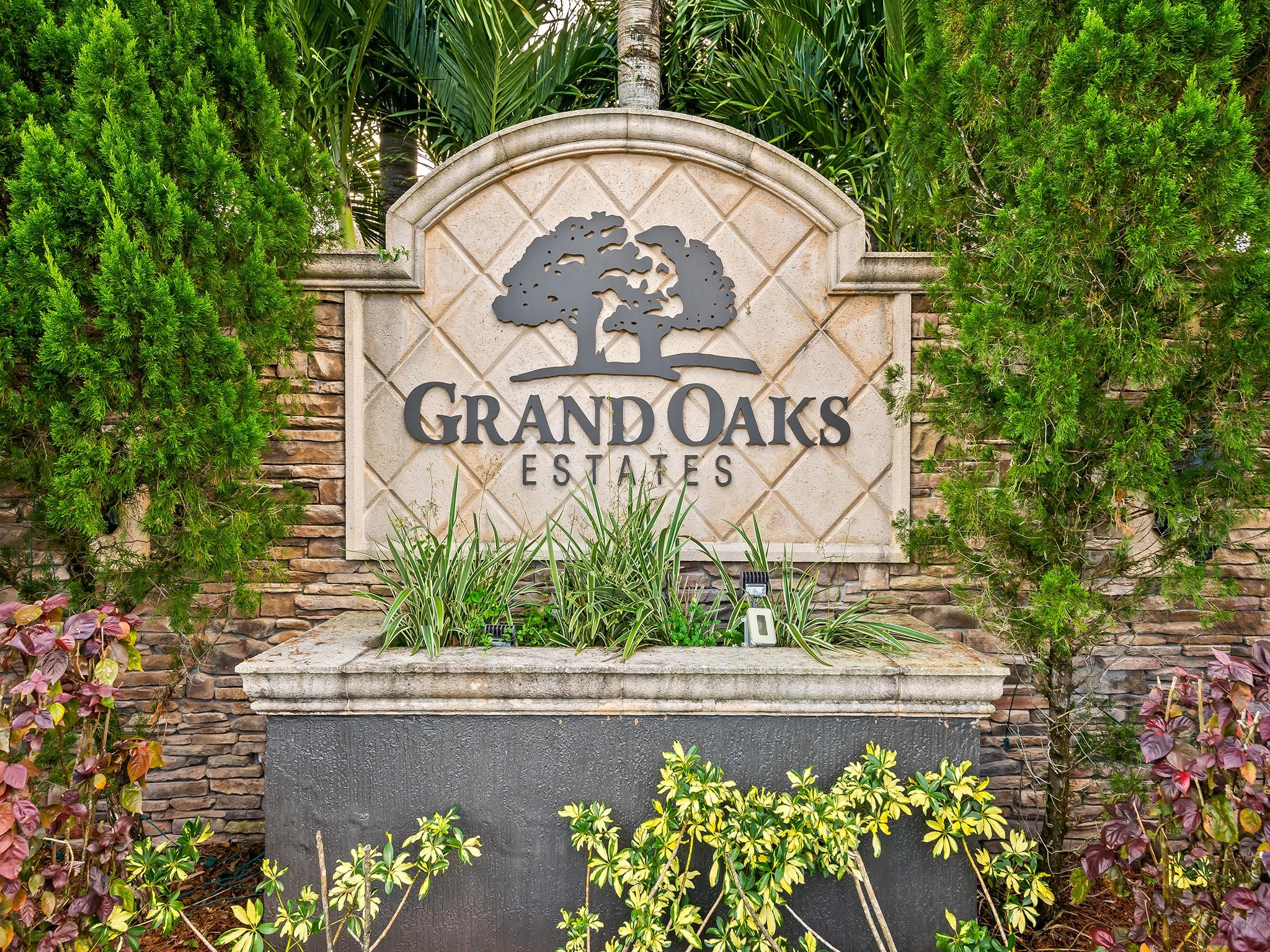 VISTA DEL LAGO - Residential
