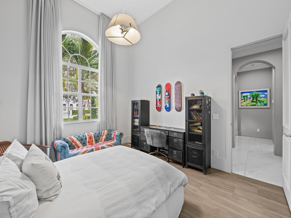 VISTA DEL LAGO - Residential