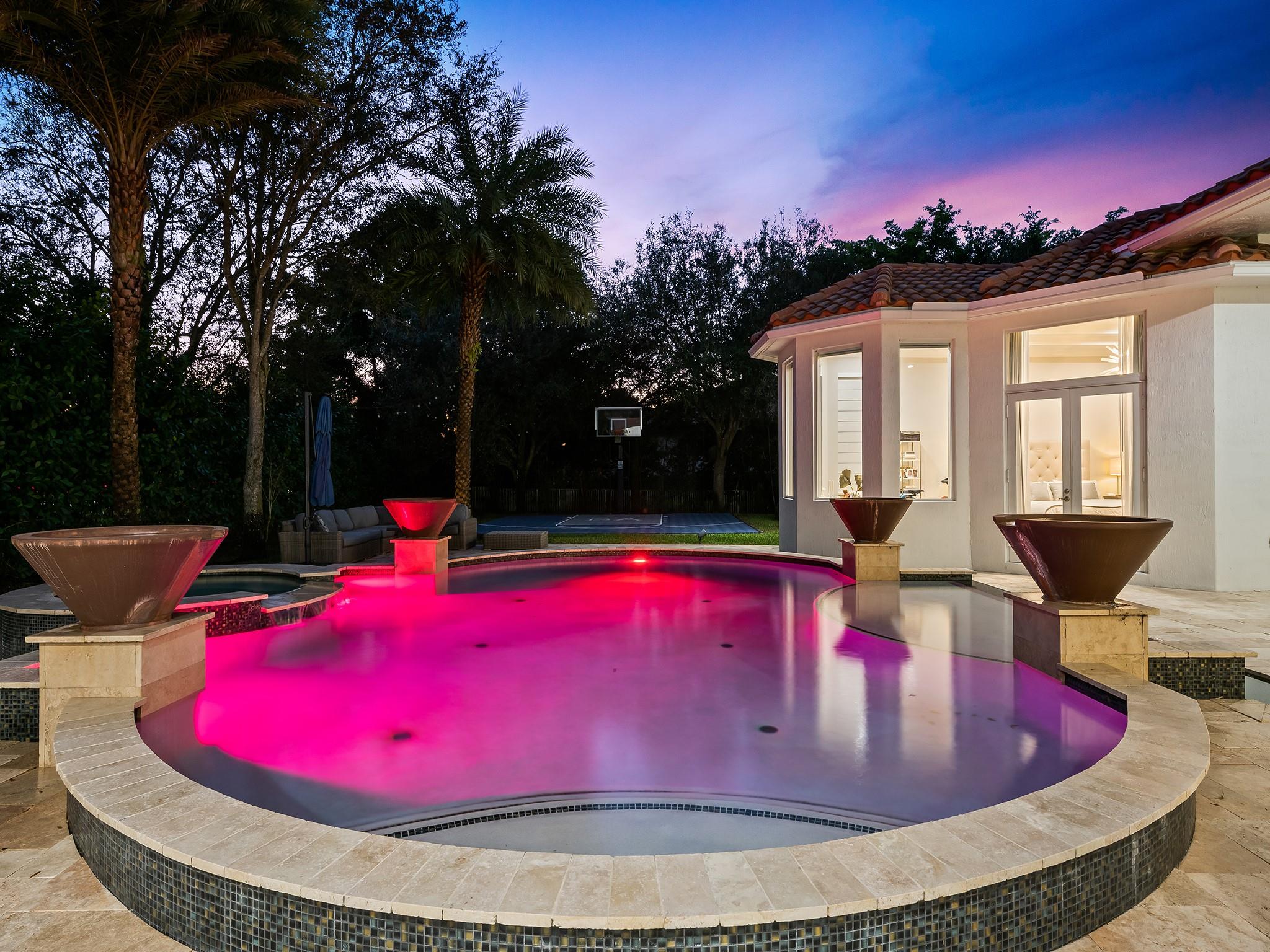 VISTA DEL LAGO - Residential