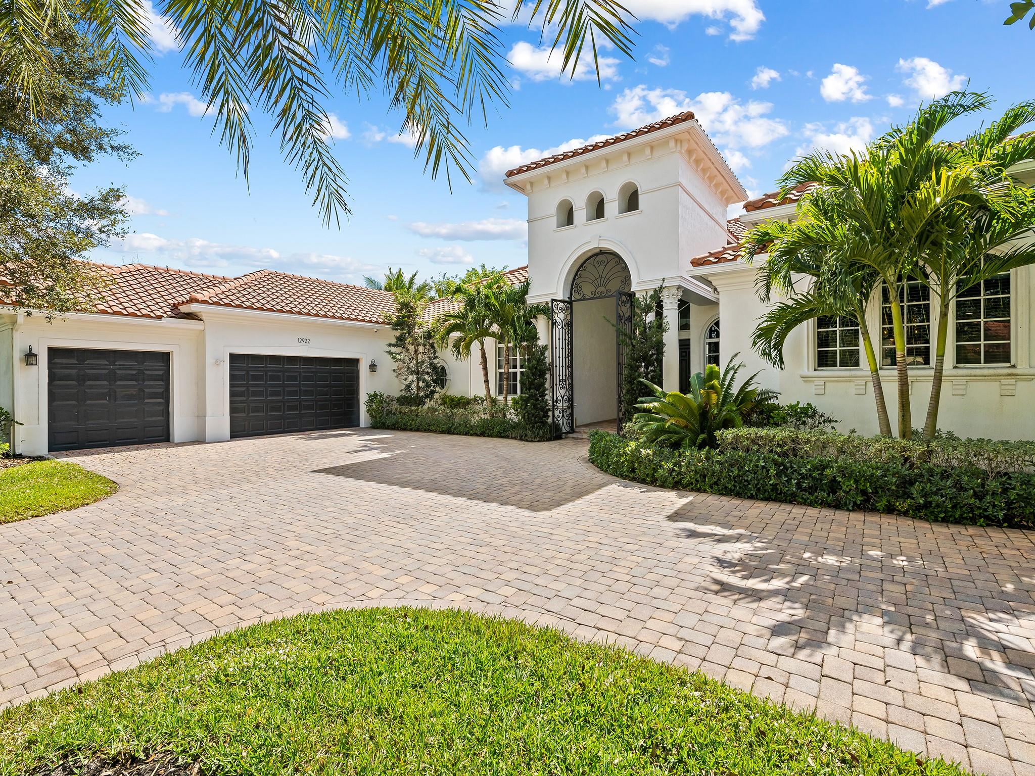 VISTA DEL LAGO - Residential