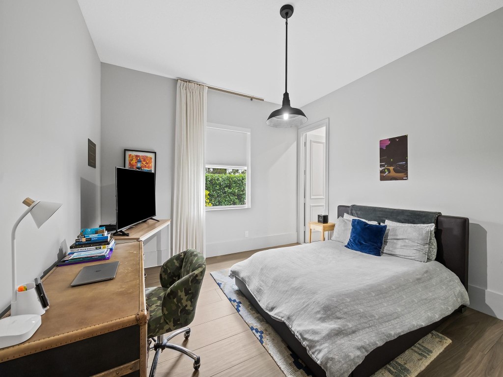 VISTA DEL LAGO - Residential