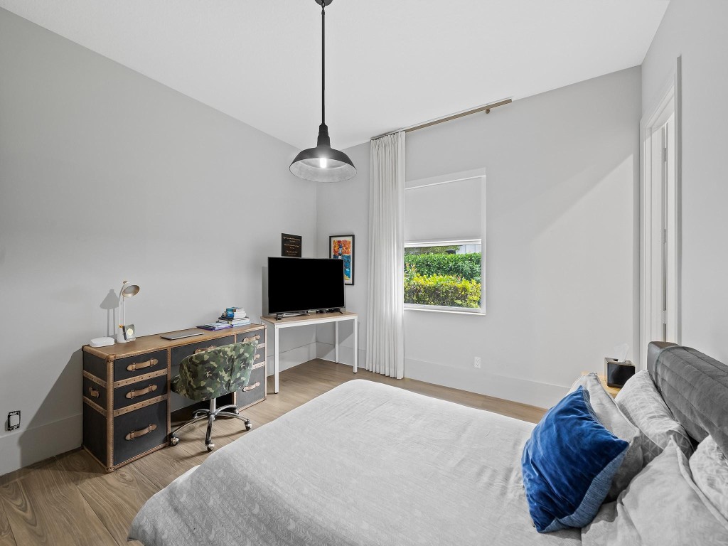 VISTA DEL LAGO - Residential