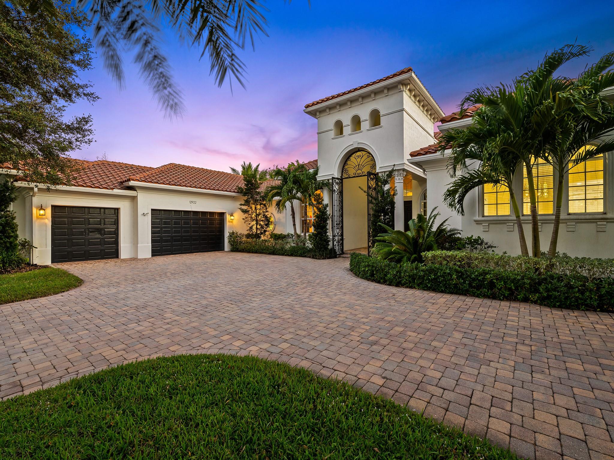 VISTA DEL LAGO - Residential
