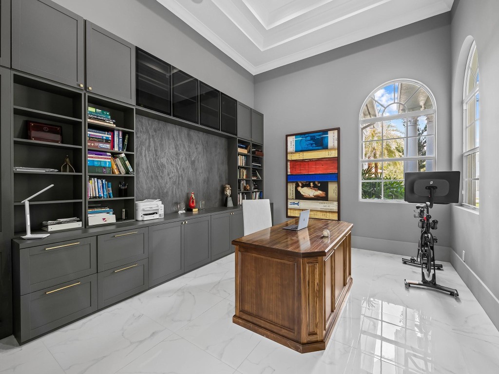 VISTA DEL LAGO - Residential