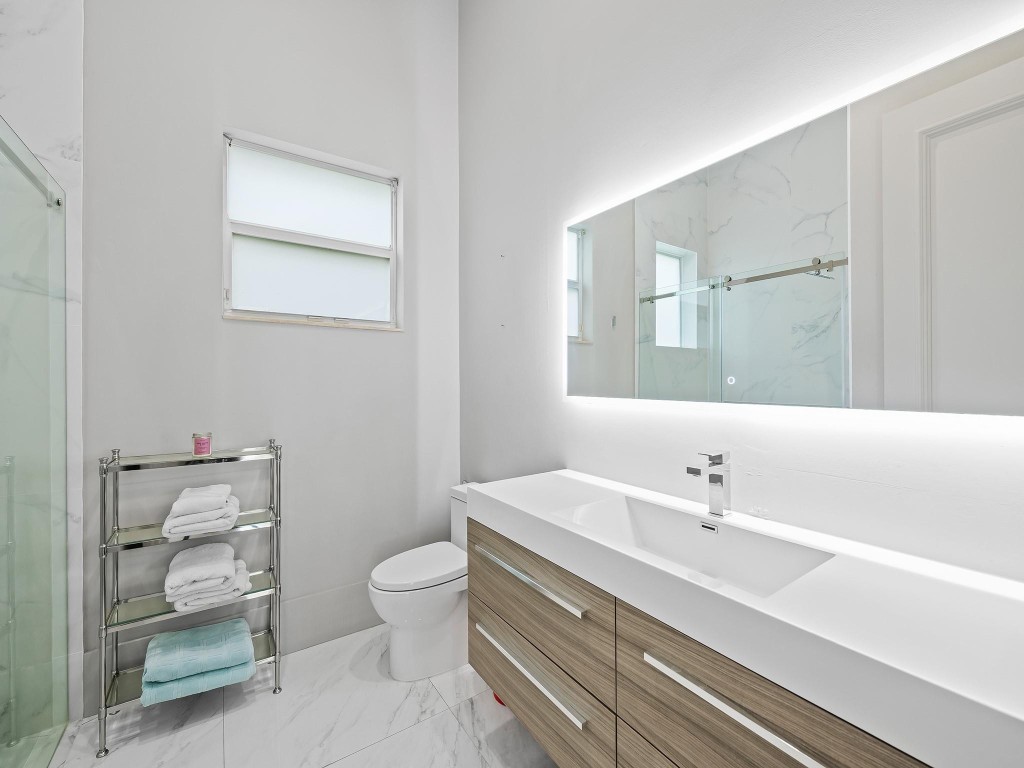 VISTA DEL LAGO - Residential