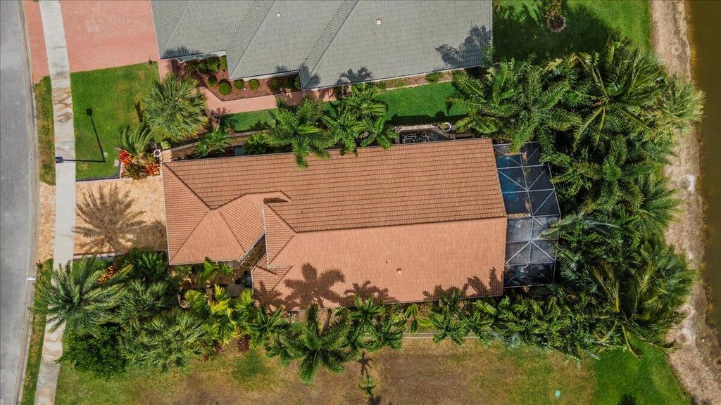 Photo of 804 NW Rutherford Court, Port Saint Lucie, FL 34983 (MLS # R10984297)