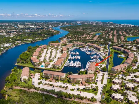 1301 Seafarer Circle Unit 405, Jupiter, FL MLS: R10970555