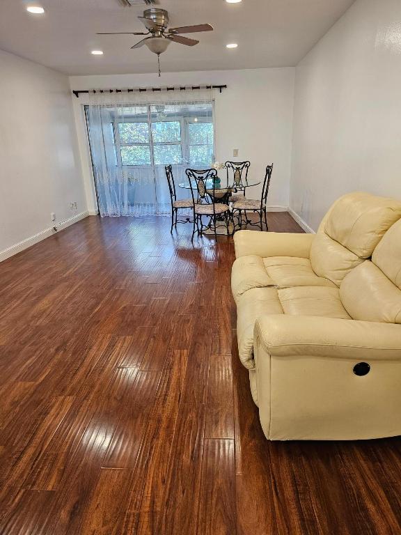 2790 E Ashley Drive E E