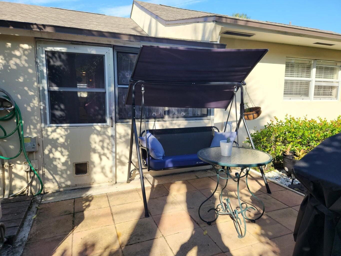 CRESTHAVEN VILLAS 1 CONDO - Residential