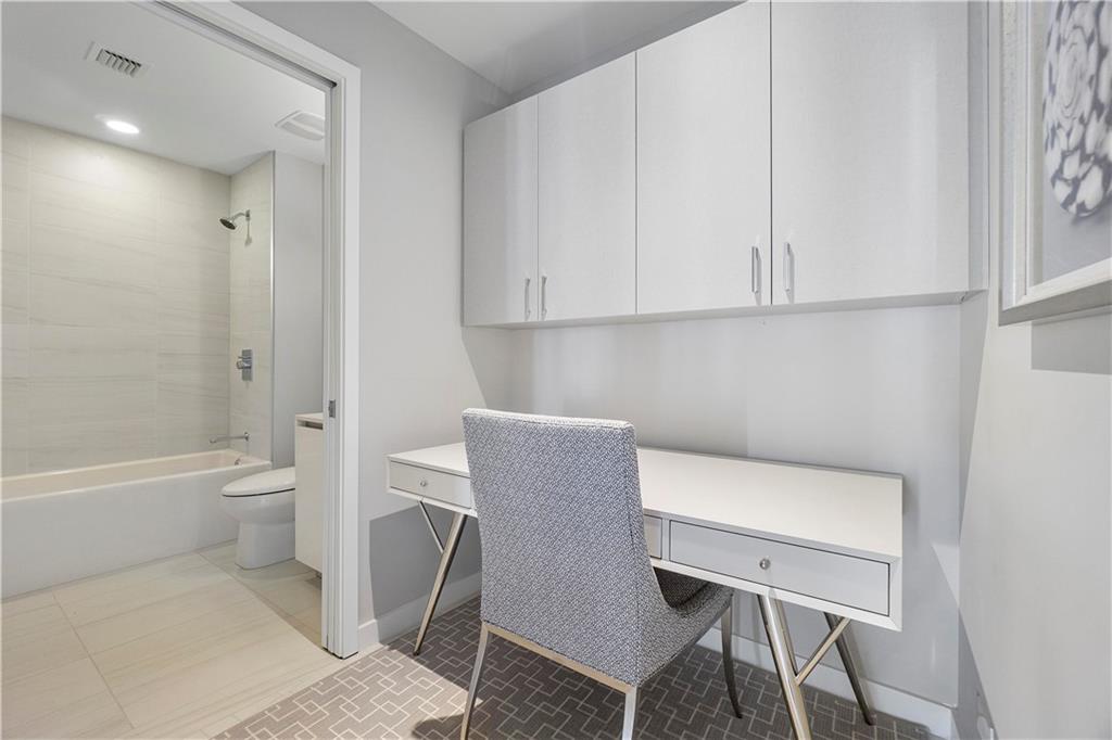 AUBERGE BEACH - Residential