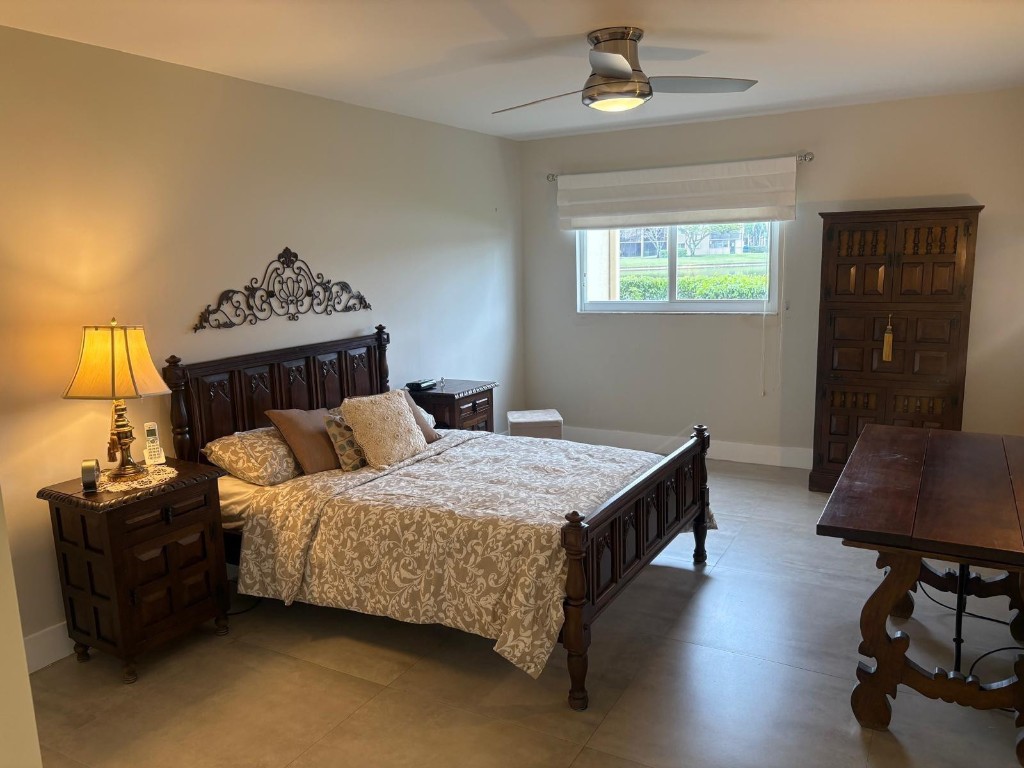 SUFFOLK@ CENTURY VILLAGE - Residential