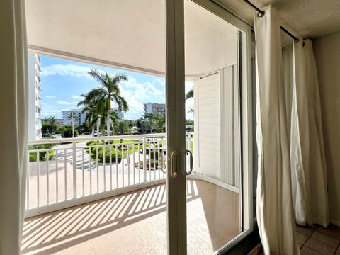 A home in South Palm Beach