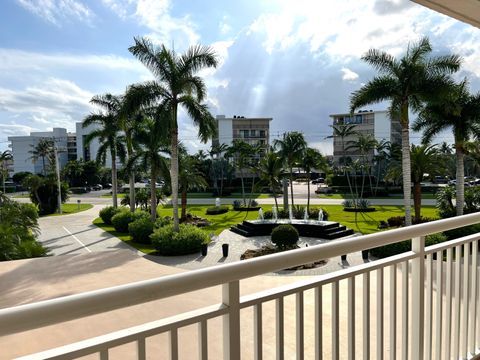 A home in South Palm Beach