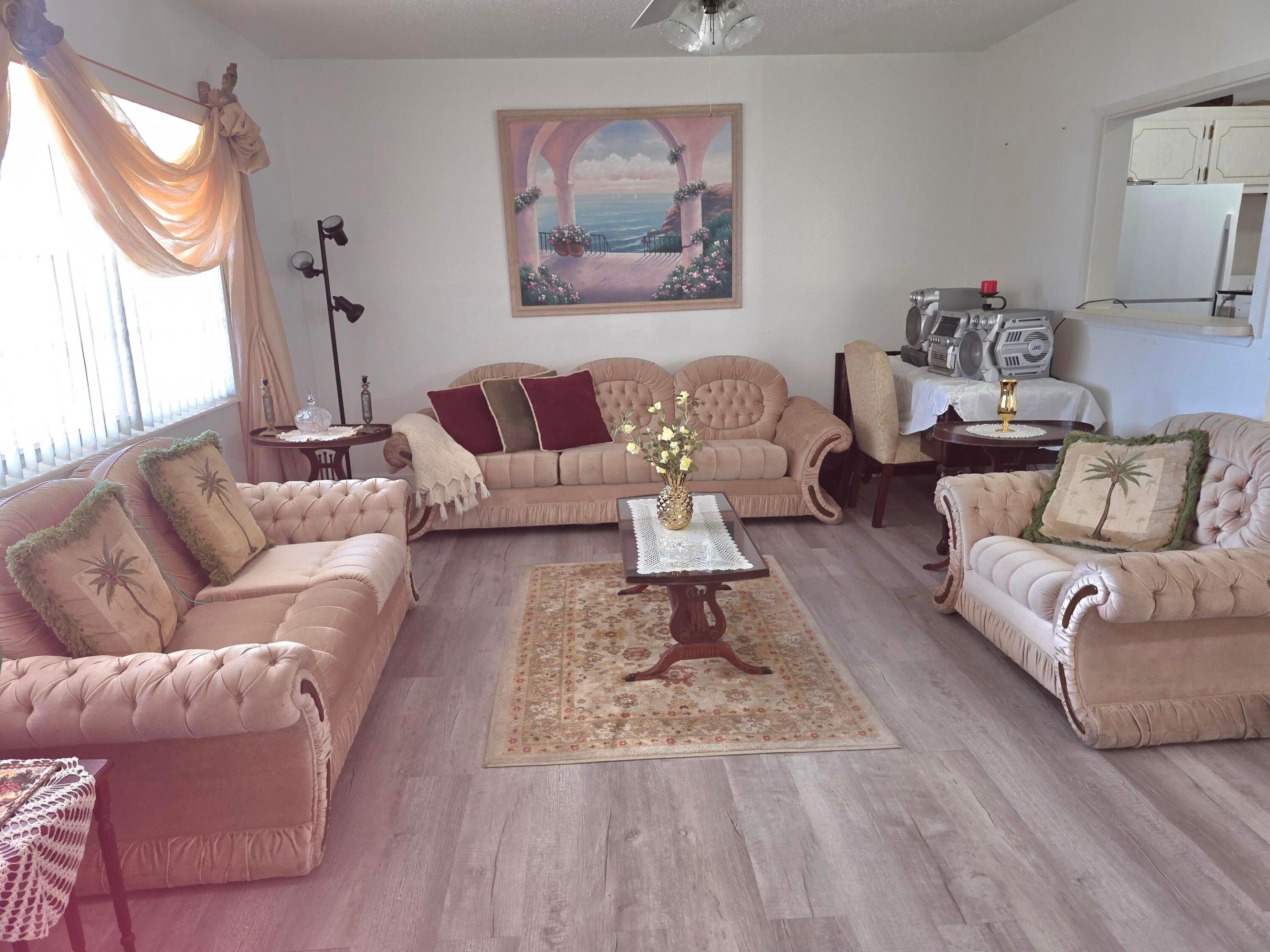 View photos, virtual tours, details... 45 Easthampton B