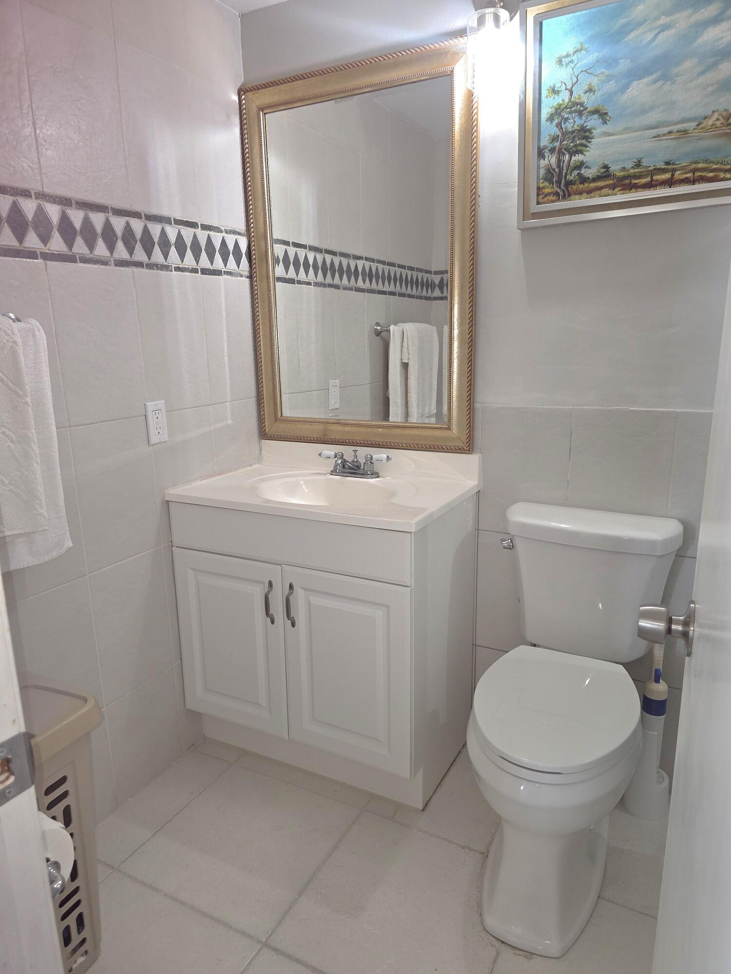 EASTHAMPTON CONDO - Residential