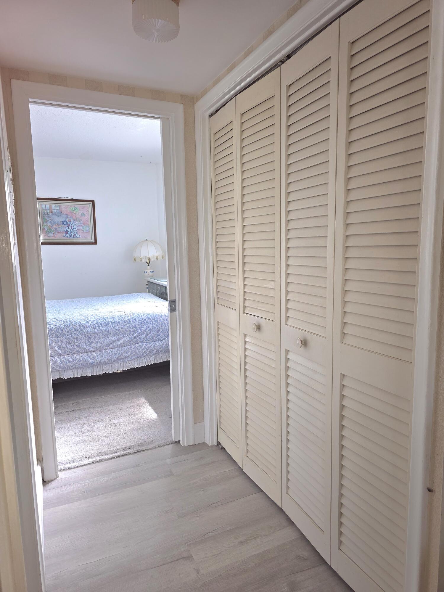 EASTHAMPTON CONDO - Residential