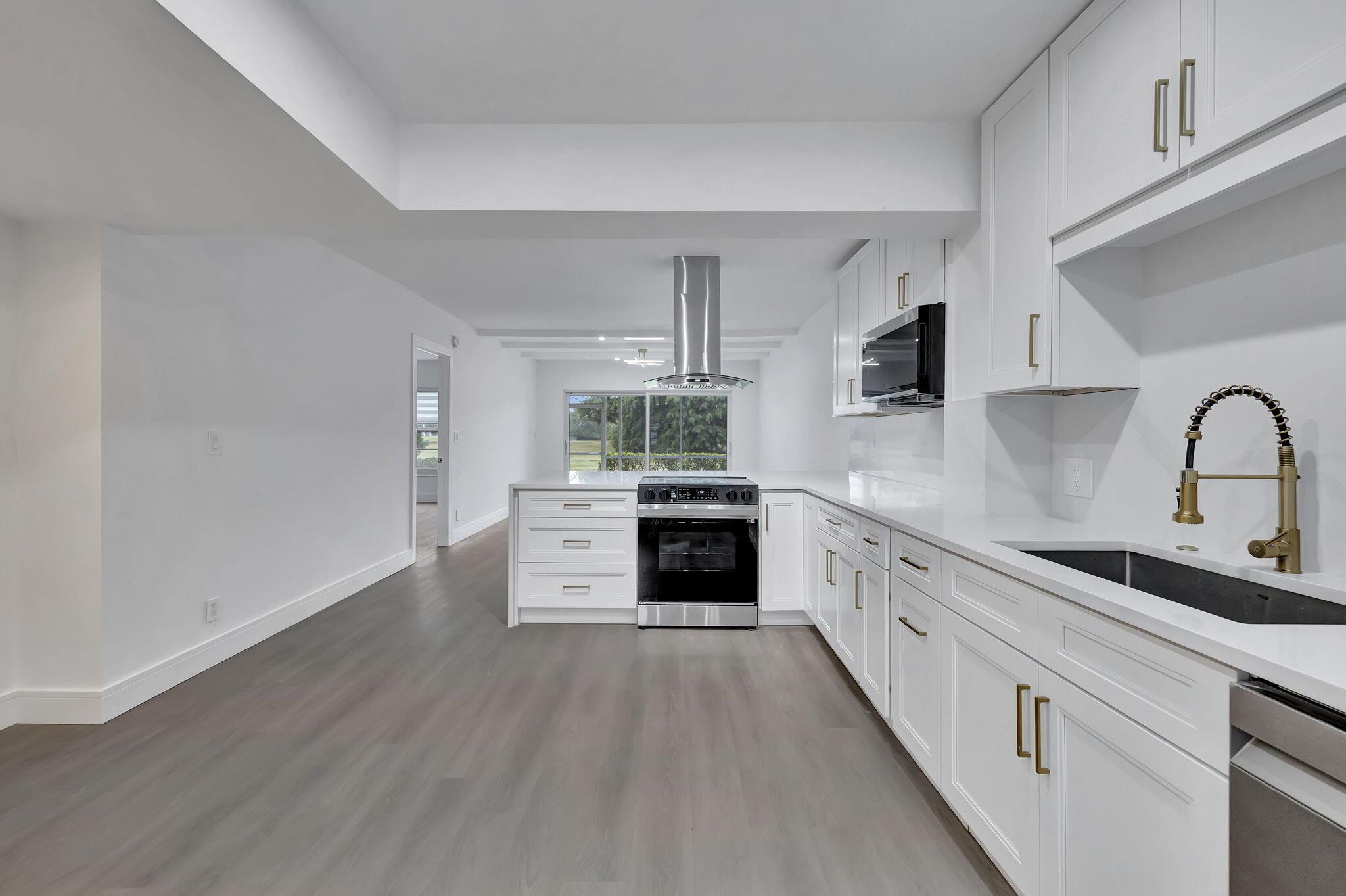 3100 N Palm Aire Drive 106