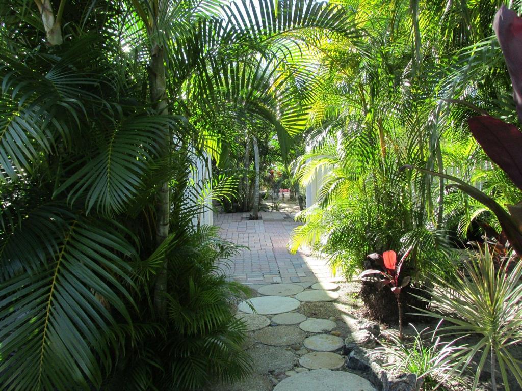 Tequesta Country Club - Residential