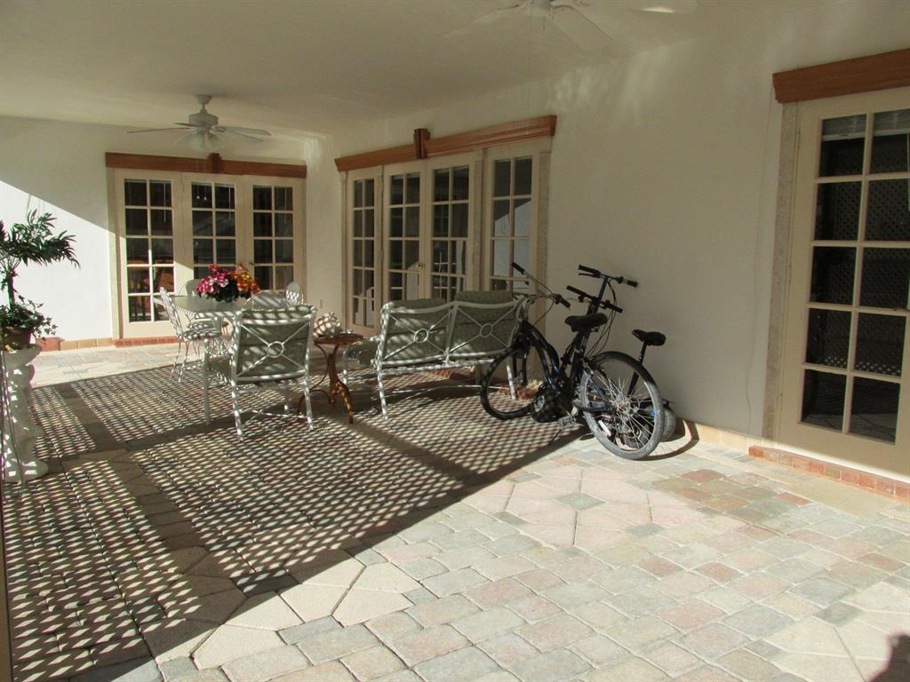 Tequesta Country Club - Residential