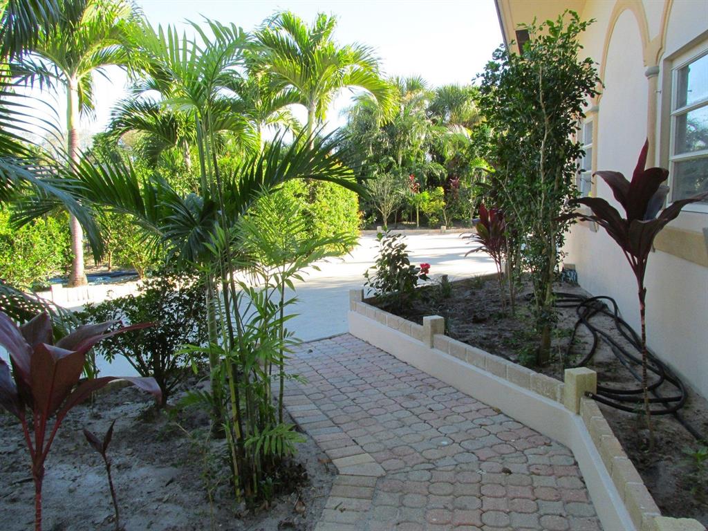 Tequesta Country Club - Residential