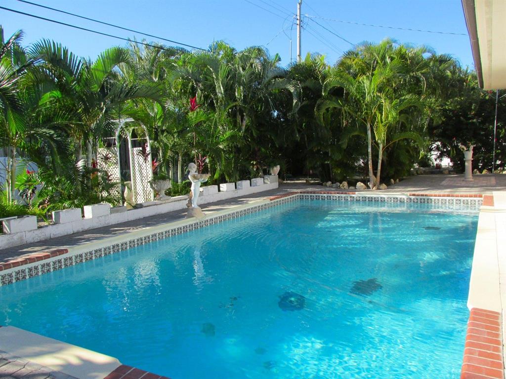 Tequesta Country Club - Residential