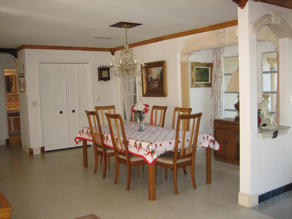 Tequesta Country Club - Residential