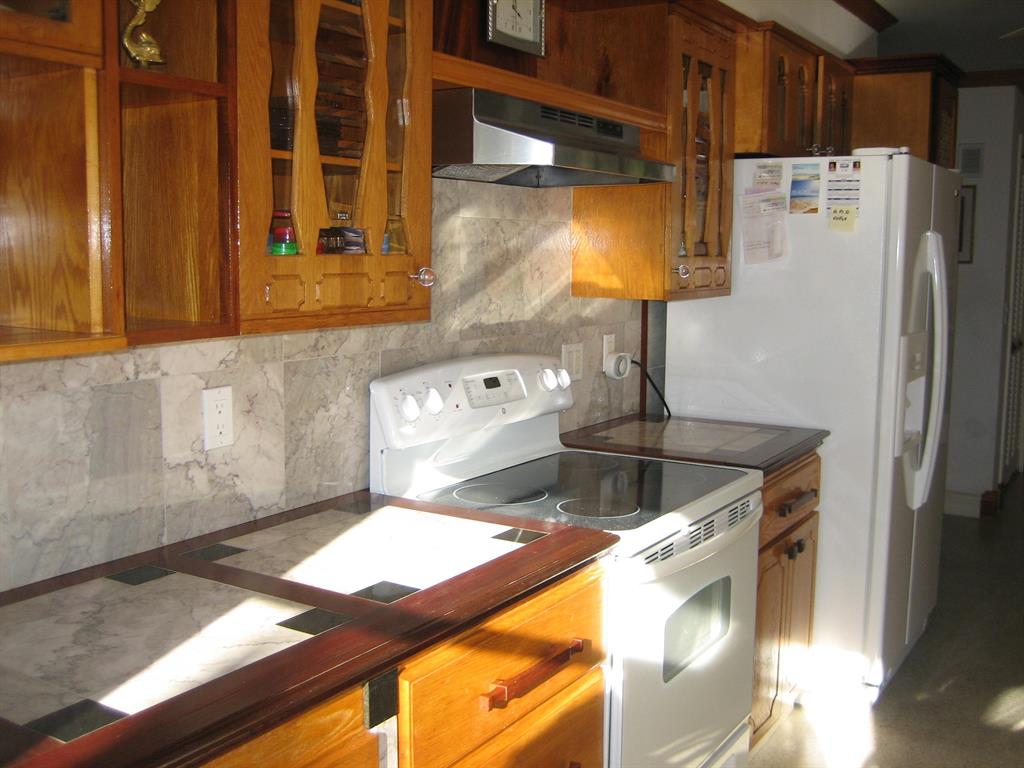 Tequesta Country Club - Residential