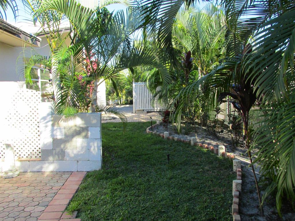 Tequesta Country Club - Residential