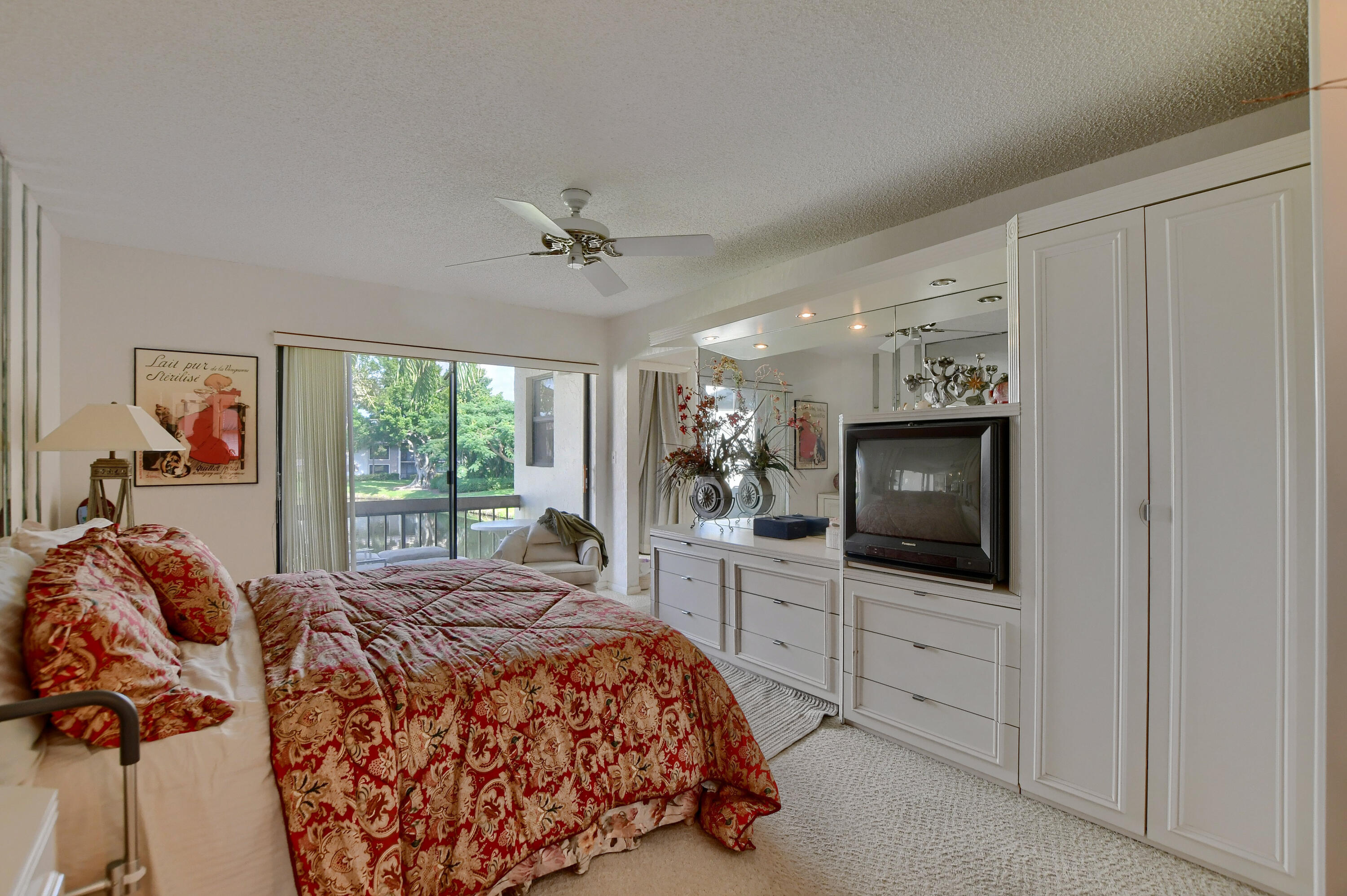 GARDENS OF LAKEWOOD CONDO - Residential