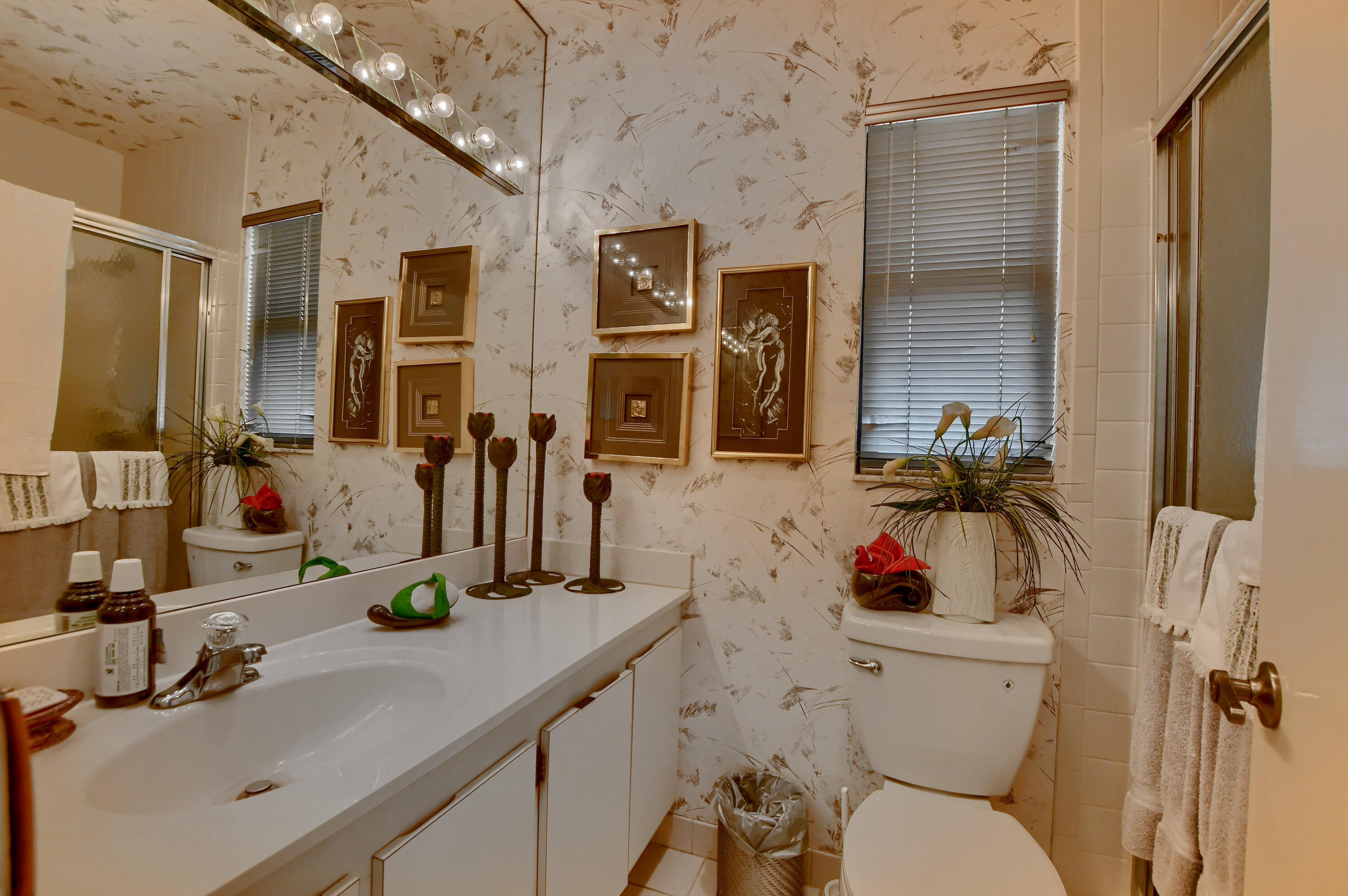 GARDENS OF LAKEWOOD CONDO - Residential