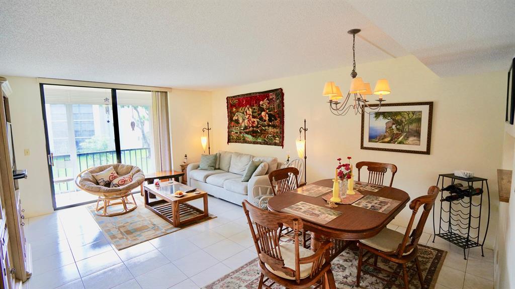 SEAGRAPE COND - Residential