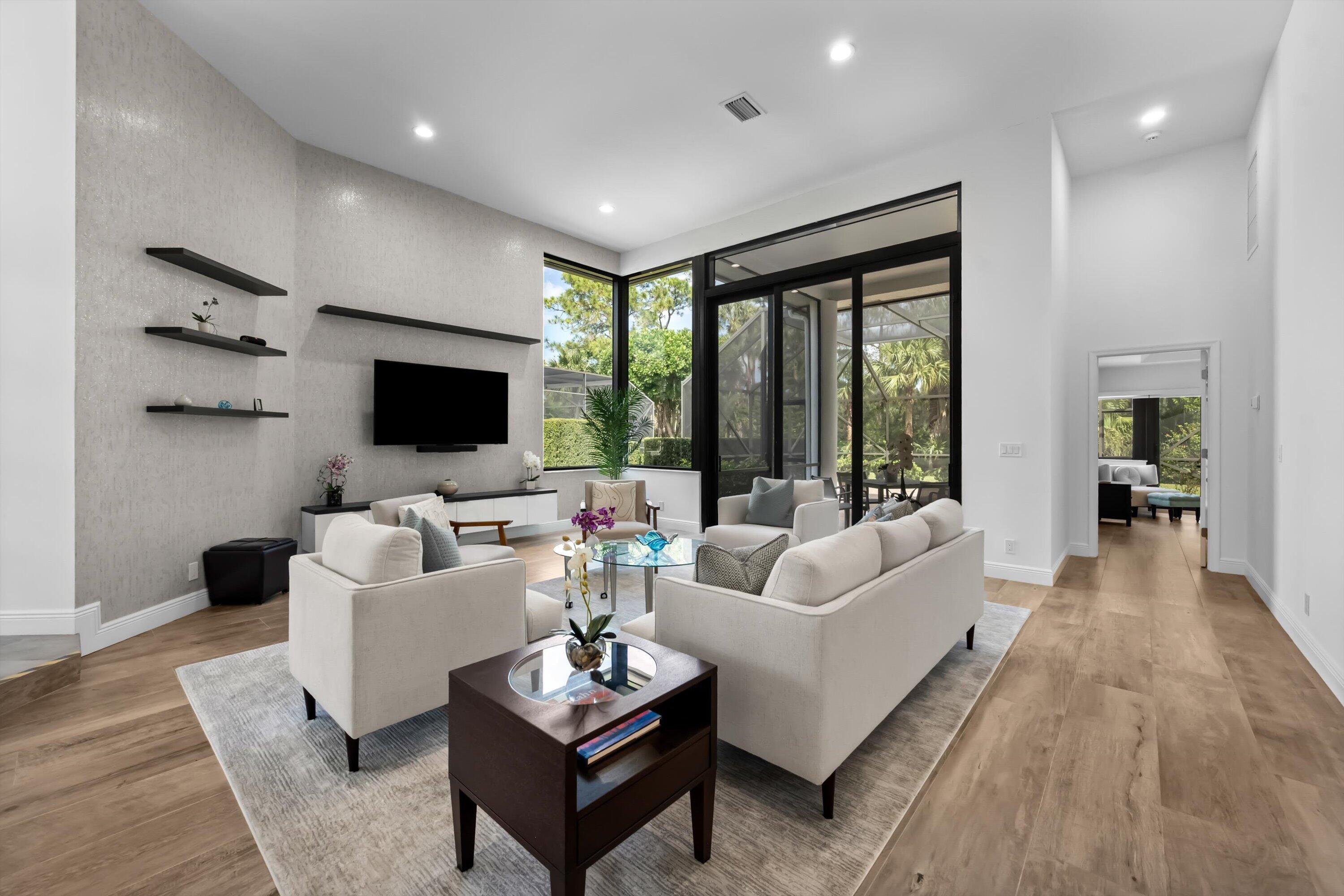 BREAKERS WEST /Sand Drift Villas - Residential