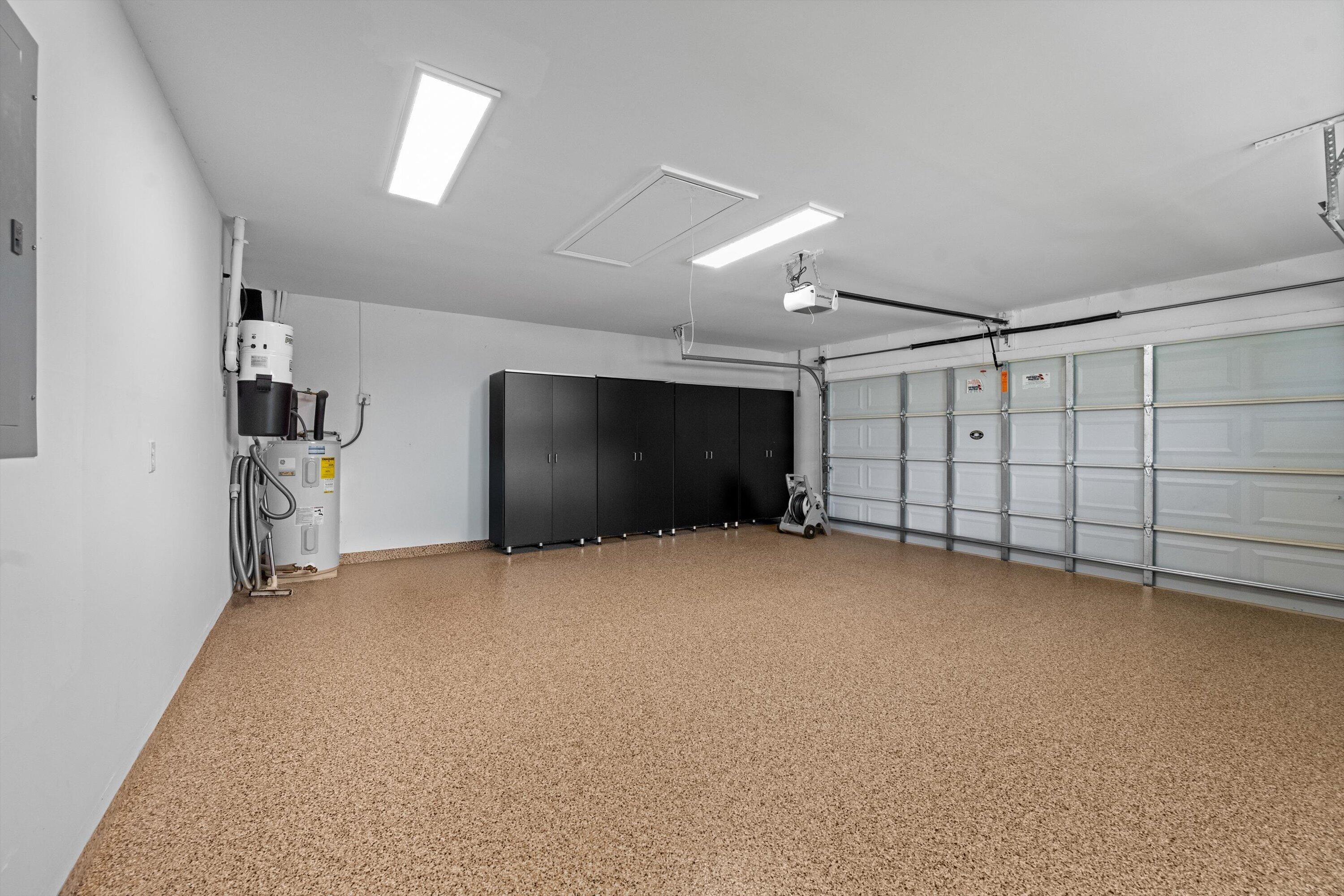 BREAKERS WEST /Sand Drift Villas - Residential