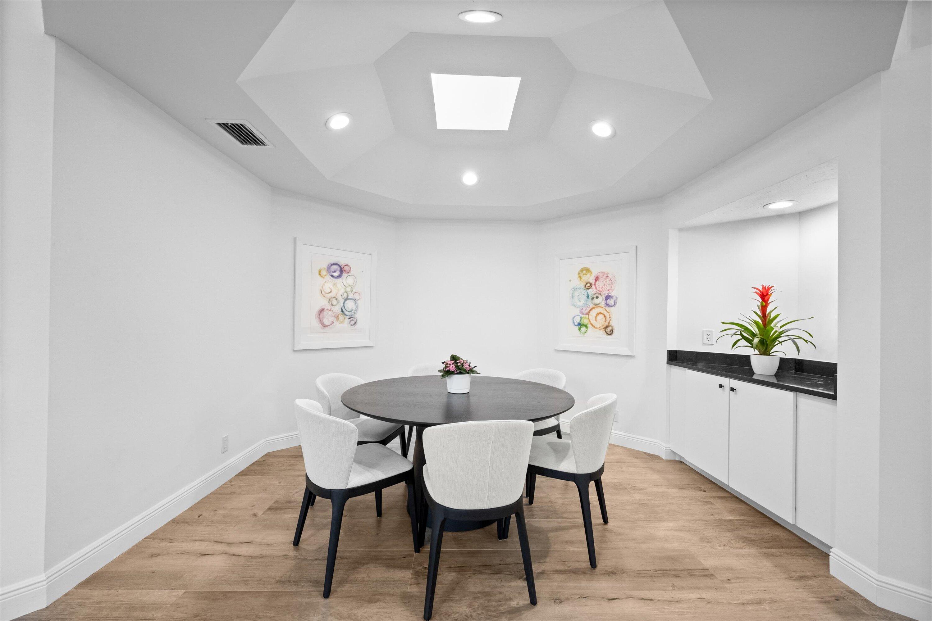 BREAKERS WEST /Sand Drift Villas - Residential