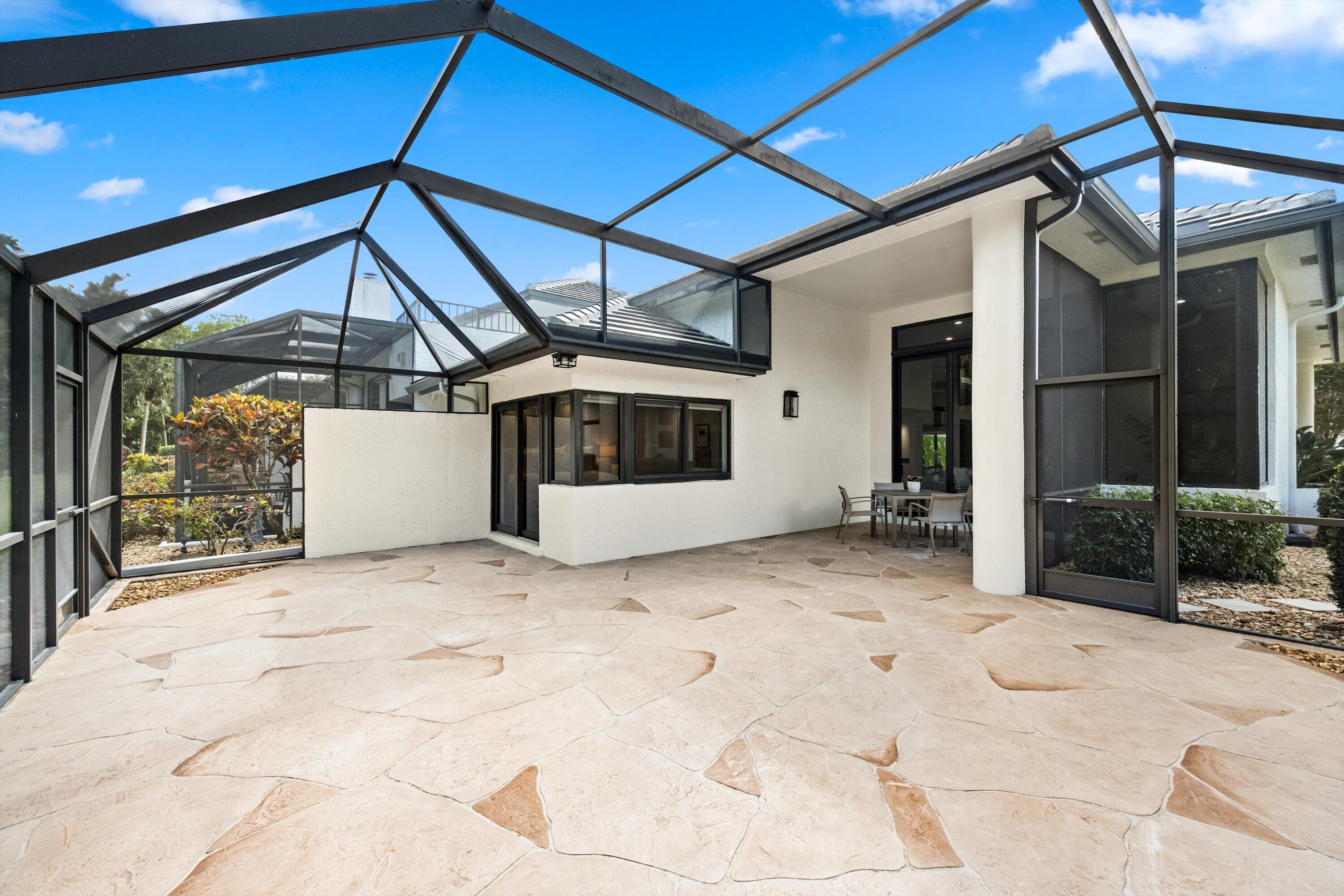 BREAKERS WEST /Sand Drift Villas - Residential